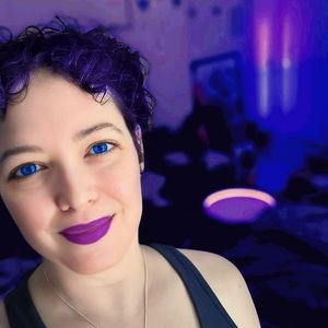 Meet your Posher, Alison